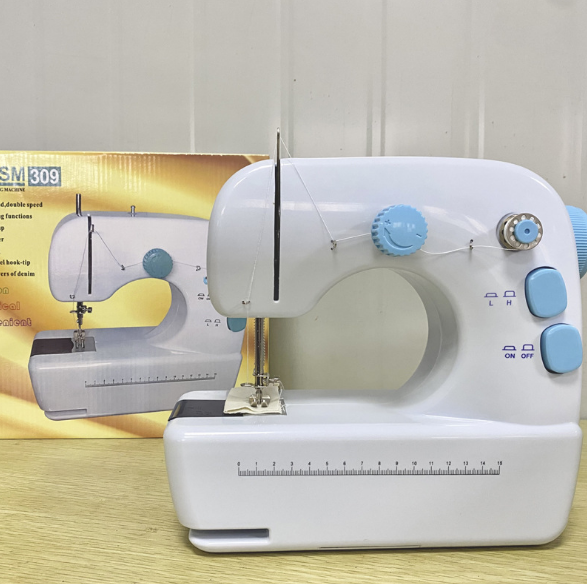 mini sewing machine